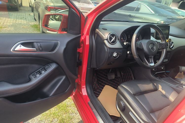 Used Mercedes-Benz B-Class 2017 B 200 Sport Edition