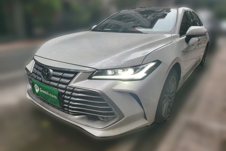 Used Toyota Avalon 2024 Dual-Motor 2.0L Luxury Edition