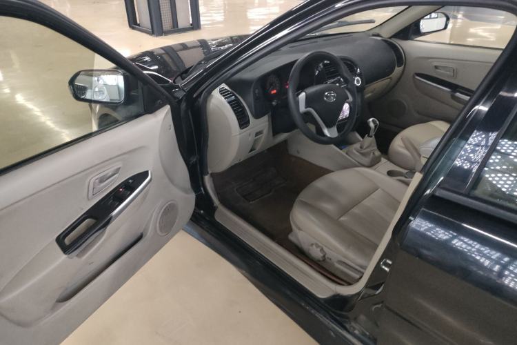 Used Soueast V3 Lingyue 2014 1.5L Manual Happiness Edition Driver Seat