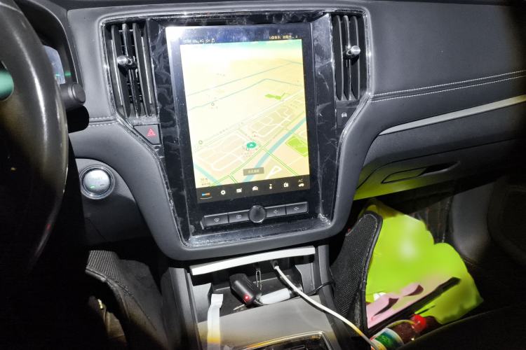 Used Roewe i6 New Energy 2017 45T Hybrid Connect & Smart Enjoyment Edition Audio And AC Panel