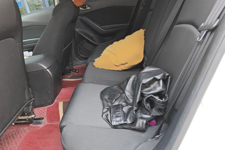 Used Mazda 3 Axela 2017 Sedan 1.5L Automatic Comfort Model Emission Standard China V Left Rear Seat