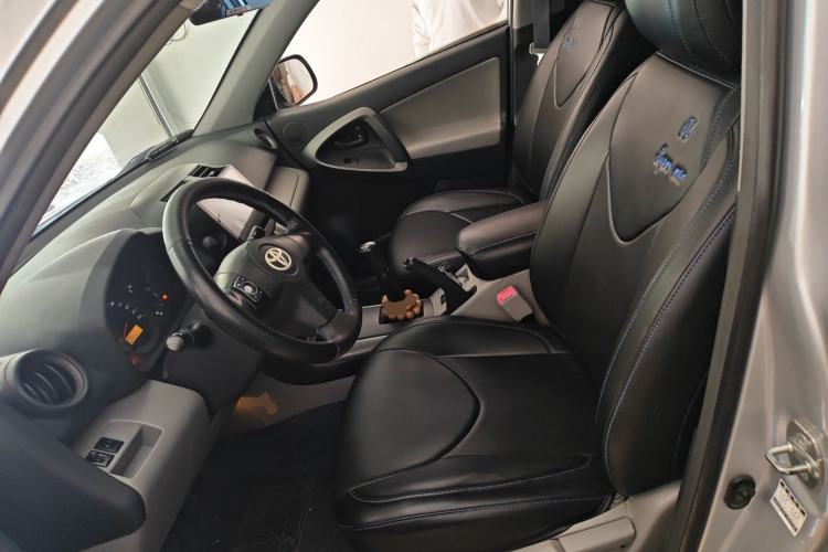 Used Toyota RAV4 2009 2.0L Manual Classic Edition Left Front Seat