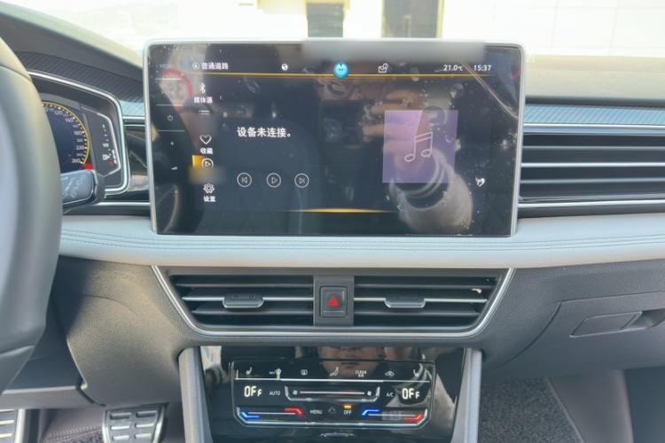 Used Volkswagen Tiguan L 2024 330TSI Automatic Two-Wheel Drive R-Line Enhanced Edition Interior 3