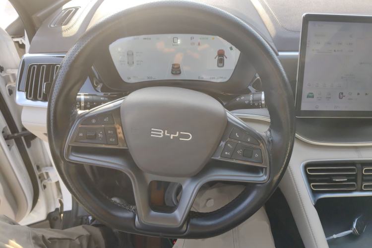 Used BYD Song PLUS New Energy 2024 Honor Edition EV 520km Luxury Model