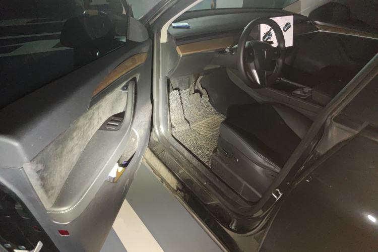 Used Tesla Model Y 2021 Standard Range Rear-Wheel Drive Version Driver Seat