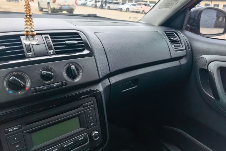 Used Skoda Fabia 2014 1.6L Automatic Sport Edition
