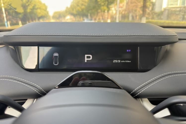 Used Xiaomi Auto SU7 2024 Four-Wheel Drive Ultra-Long Range Advanced Intelligent Driving Max Edition