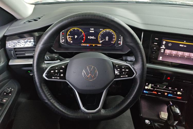 Used Volkswagen Passat 2024 380TSI Dragon Edition