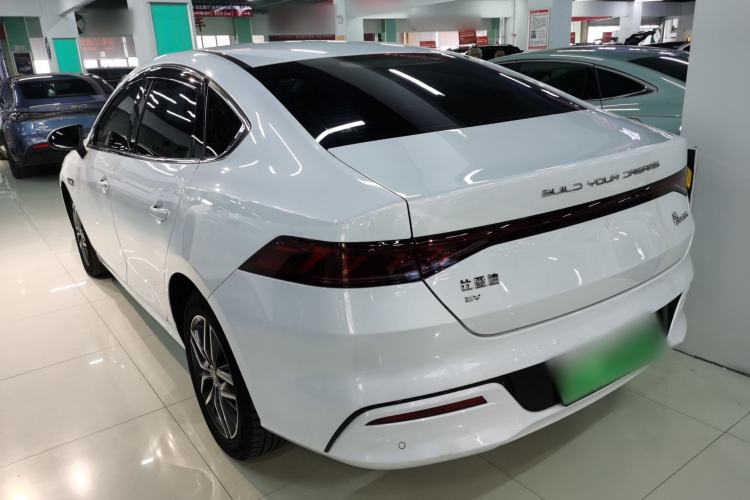 Used BYD Qin PLUS 2024 Honor Edition EV 420KM Beyond Model

