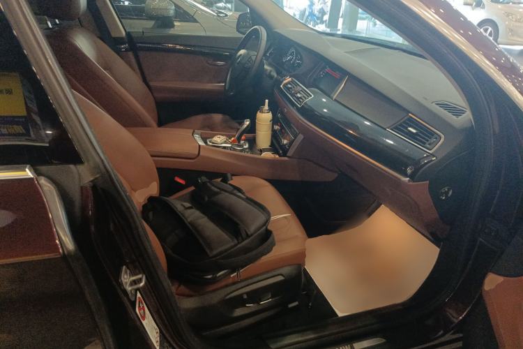 Used BMW 5 Series GT 2014 528i Leading Model
