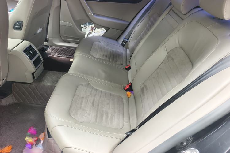 Used Volkswagen Magotan 2013 1.8TSI Luxury Model