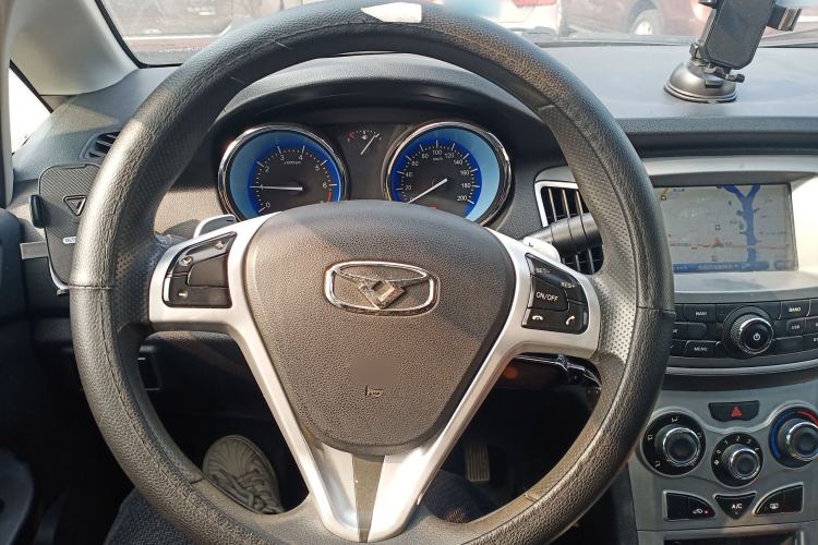 Used Cowin C3 2015 1.5L AMT Gold Diamond Edition
