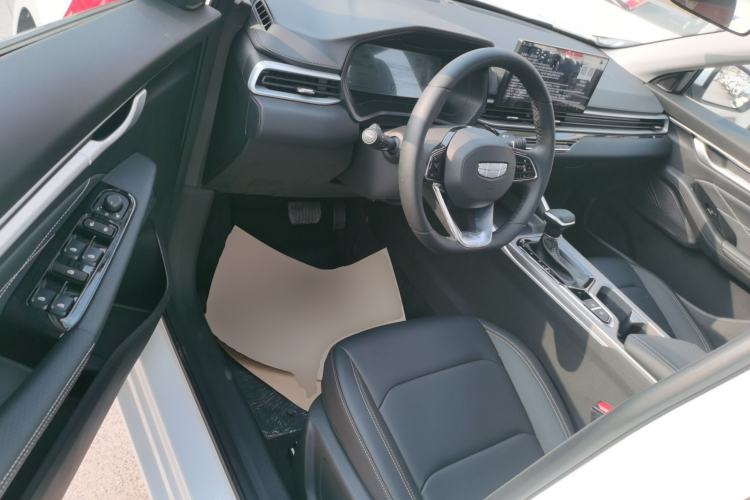 Used Geely Auto Emgrand 2026 Model 4th Generation 4 Millionth Anniversary Edition 1.5L CVT Feiyue Edition
