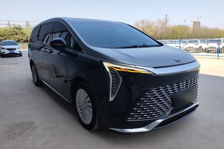 Used Buick Century 2023 2.0T Four-Seat Private Edition Front Right 45 Deg