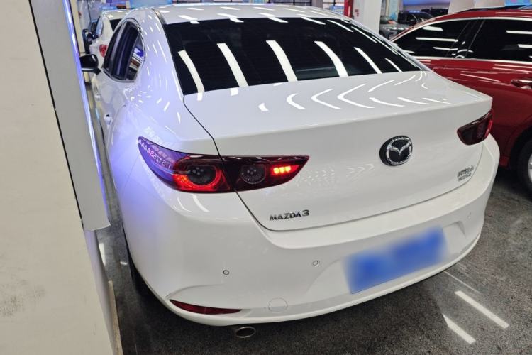 Used Mazda 3 Axela 2021 2.0L Automatic Zhiqing Edition