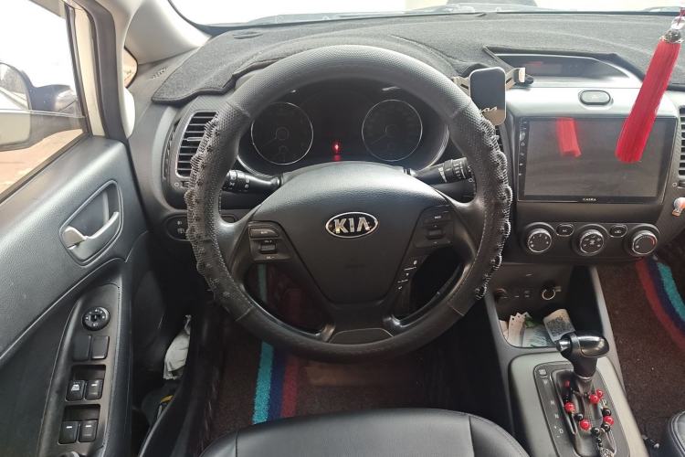 Used Kia K3 2015 1.6L Automatic GL Steering Wheel