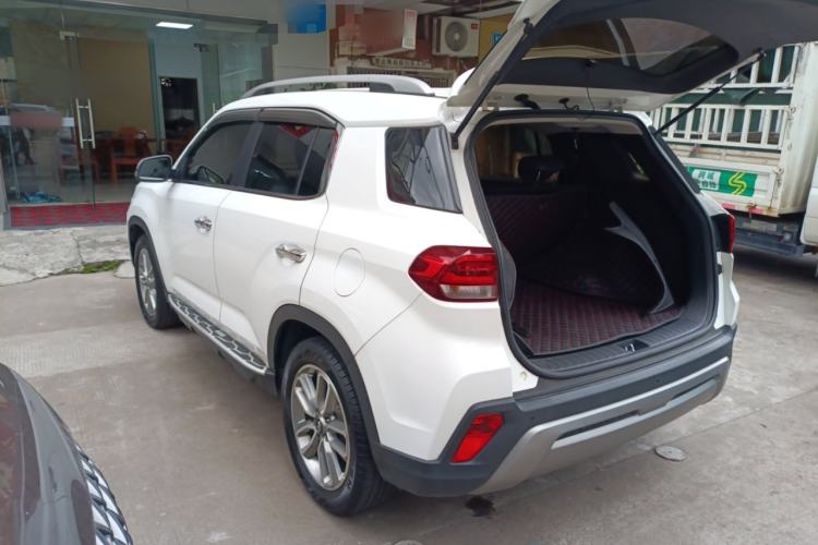 Used Hyundai ix35 2018 2.0L Automatic 2WD Zhiyong·Changxiang Edition Rear Left 45 Deg