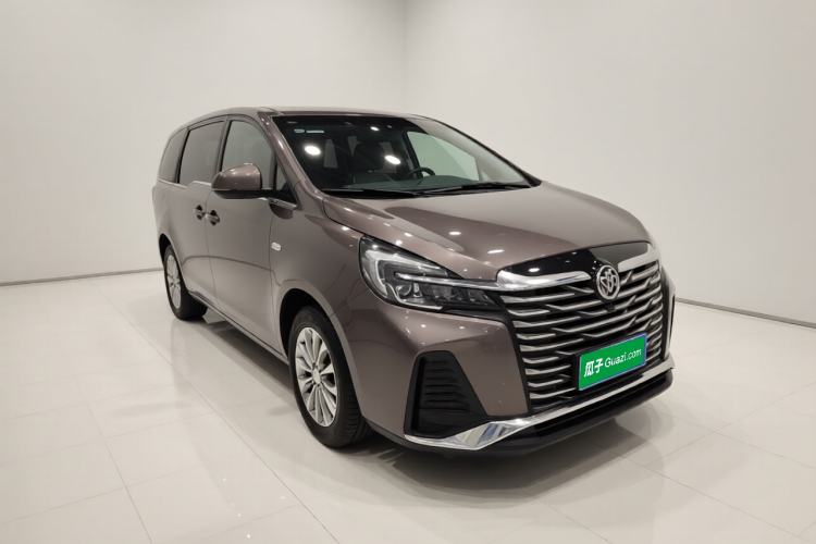 Used Buick GL8 2023 Land Executive Class Comfort Model