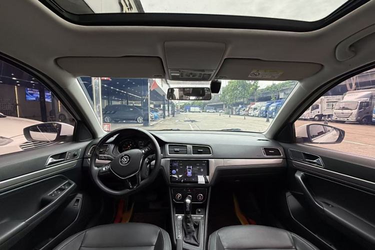 Used Volkswagen Lavida 2017 1.6L Automatic Comfort Edition