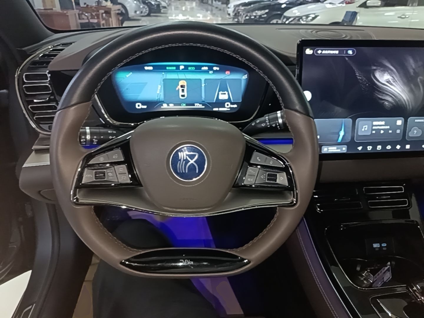 BYD Han 2023 EV Champion Edition 506KM Front-Wheel-Drive Premium Model — снимка 13