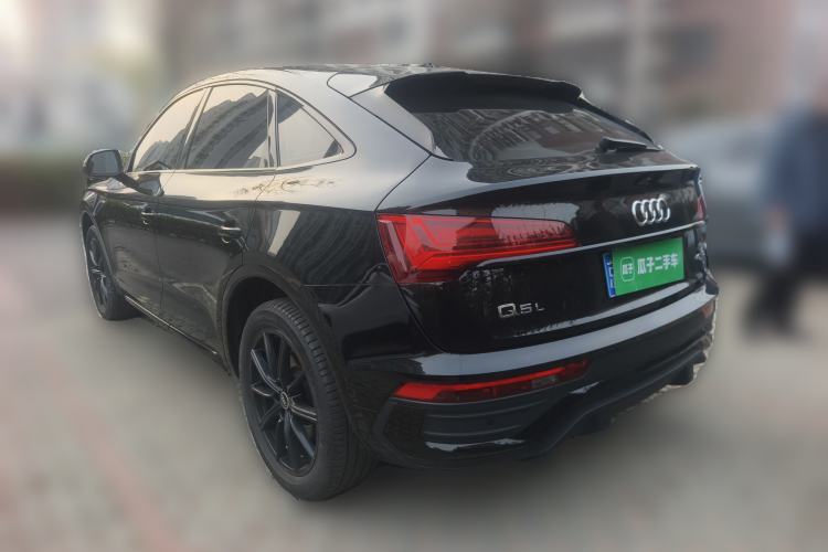 Used Audi Q5L Sportback 2021 40 TFSI Fashion Model Rear Left 45 Deg