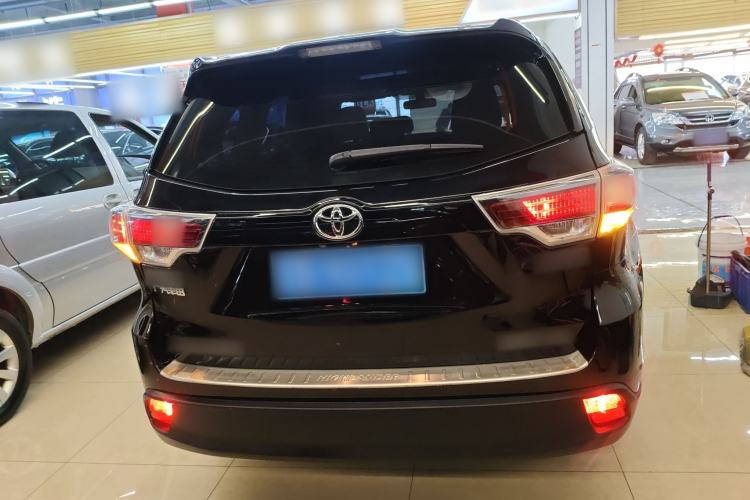 Used Toyota Highlander 2015 2.0T Four-Wheel Drive Luxury Edition 7-Seater
