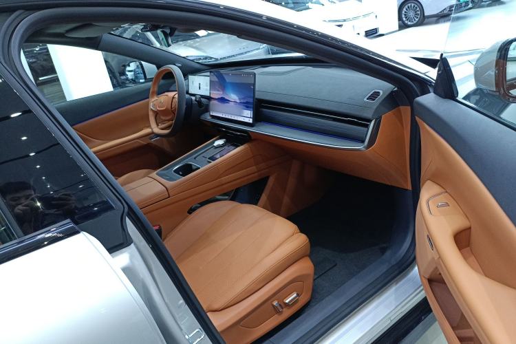 Used Dongfeng eπ eπ007 2025 Model Pure-Electric 565 All-Wheel-Drive Max Leading Edition