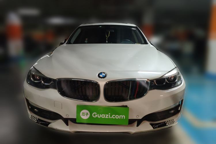 Used BMW 3 Series GT 2018 320i Sport Edition Front