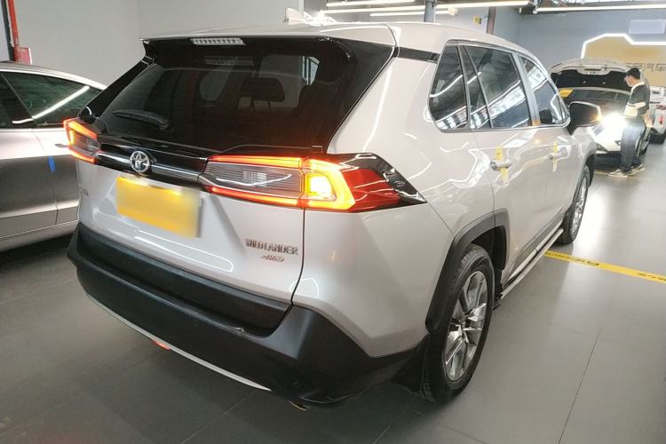 Used Toyota Wildlander 2021 2.0L CVT 4x4 Luxury Edition
