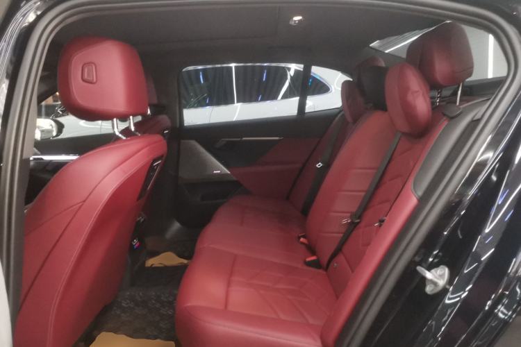 Used BMW 5 Series 2024 530Li Leading Model M Sport Package Left Rear Seat