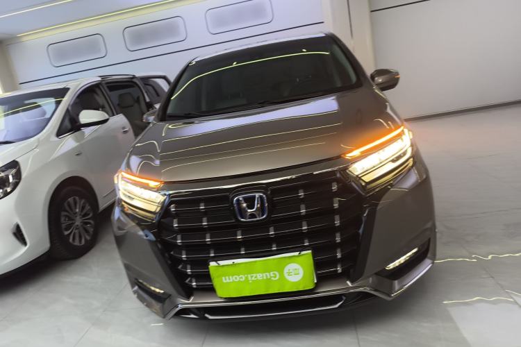 Used Honda Elysion 2022 2.0L eHEV Luxury Edition
