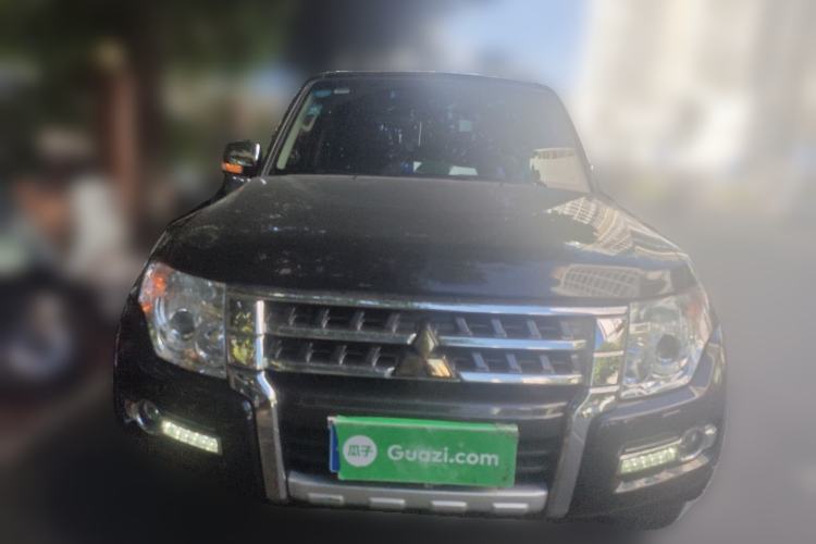 Used Mitsubishi Pajero 2016 3.0L Automatic Prestige Version China V Standard