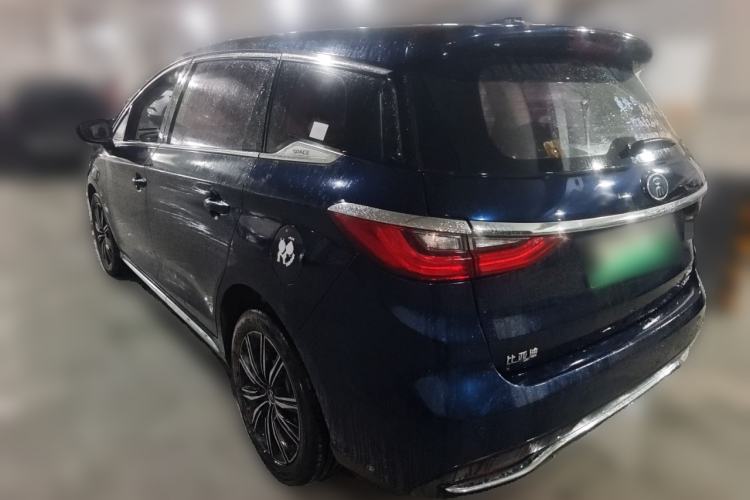 Used BYD Song MAX New Energy 2019 DM 1.5T Smart Connect Advanced 6-Seater China VI Standard
