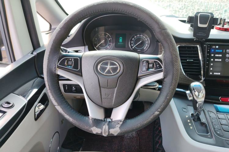 Used JAC Refine M5 2013 2.0T Gasoline Automatic Business Edition