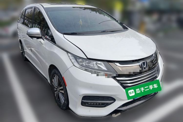 Used Honda Odyssey 2018 2.4L Smart Edition Front Right 45 Deg
