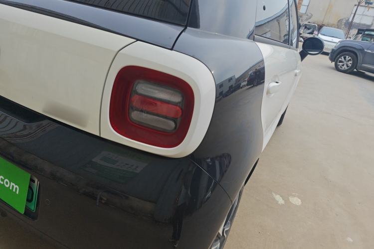 Used ORA Black Cat 2022 351 km HelloKitty Collaboration Edition Lithium-Ion Battery
