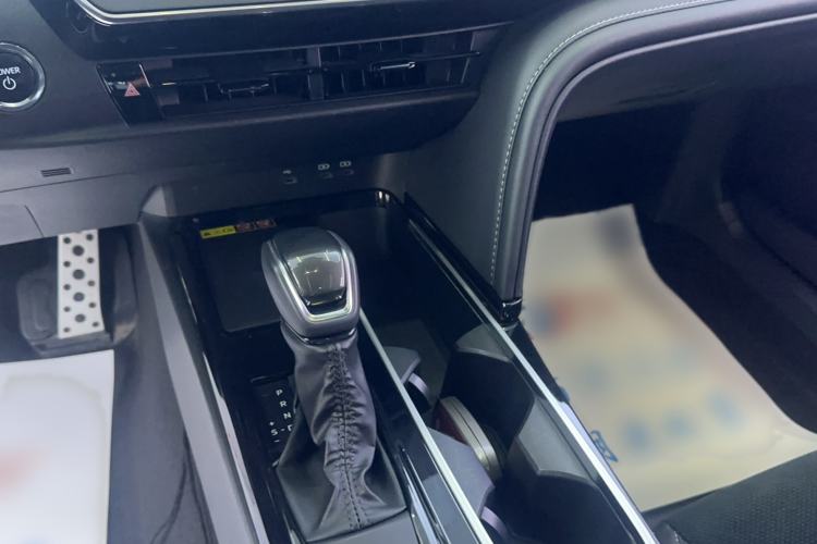 Used Toyota Camry 2024 Dual-Motor 2.5 HXS Sport Plus Edition Audio And AC Panel