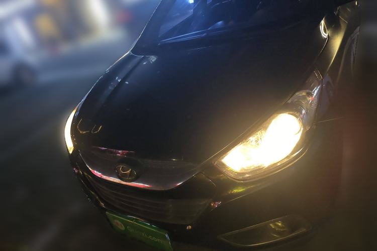 Used Hyundai ix35 2010 2.0L Automatic Two-Wheel Drive Elite Edition GLS Front