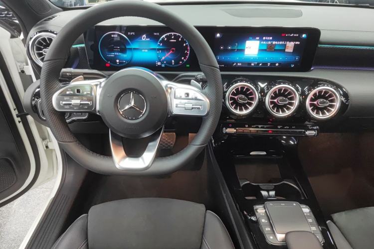 Used Mercedes-Benz A-Class 2022 Second Facelift A 200 L Sport Sedan Fashion Version