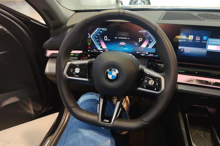 Used BMW 5 Series 2025 525Li M Sport Package
