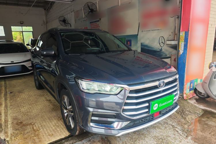 Used BYD Song Pro 2019 1.5T Automatic Prestige Model Front Right 45 Deg