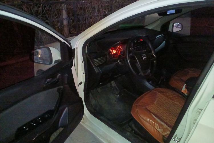 Used Baojun 310 2016 1.2L manual Comfort trim level Driver Seat