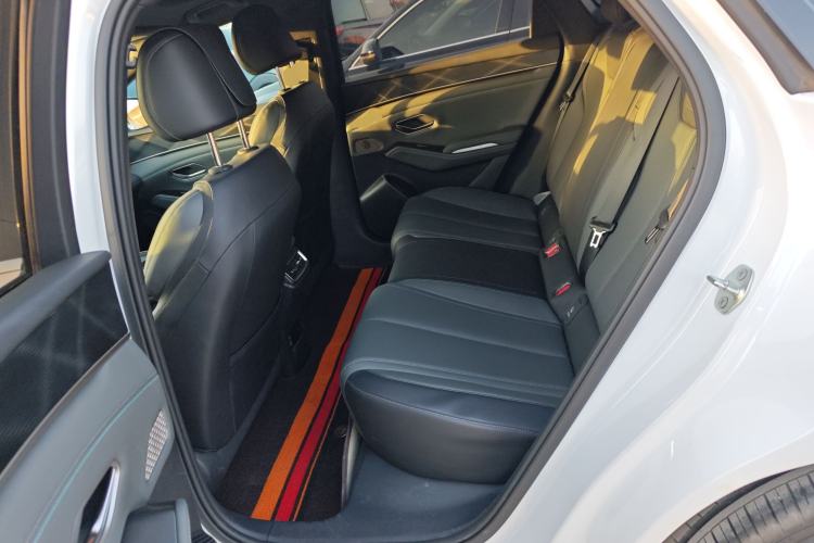 Used BYD Qin L 2025 DM-i Smart Drive 120KM Leading Model
