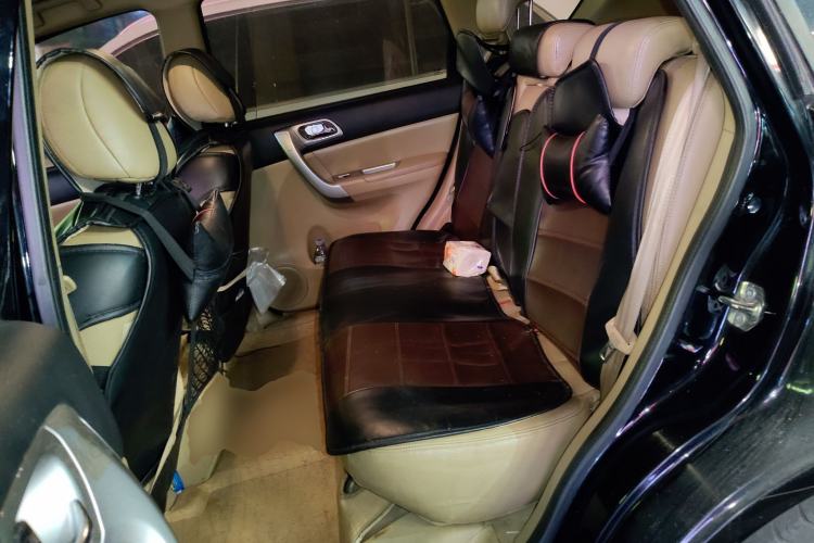 Used Haval H6 2014 Upgraded Model 2.0T Diesel Manual Two-Wheel Drive Elite Version