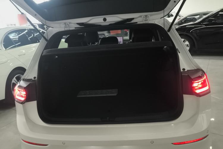 Used Volkswagen Golf 2025 300TSI R-Line