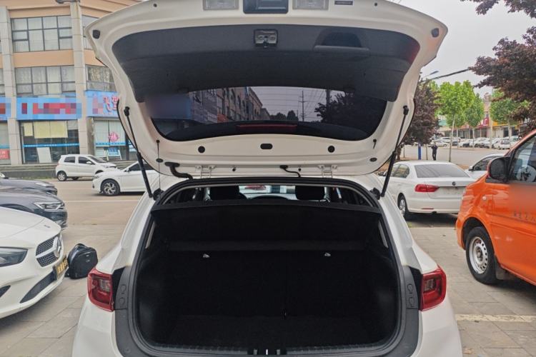 Used Kia kx1 Stonic 2021 1.4L CVT Sunroof Model