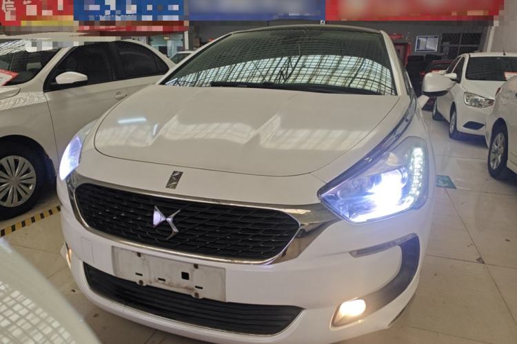 Used DS 5 2015 1.6T Luxury Edition THP160 Front