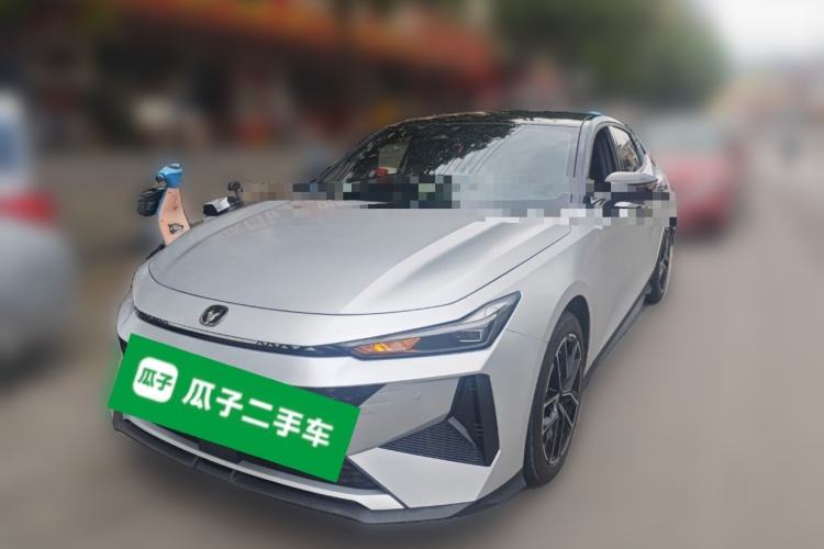 Used CHANGAN UNI-V iDD 2024 Blue Whale Smart Electric iDD 136km Luxury Model