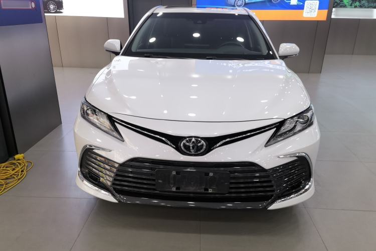Used Toyota Camry 2023 2.0G Luxury Edition Front