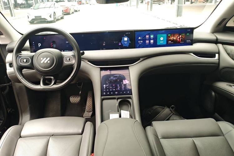 Used IM LS6 2023 Max Long-Range Version
